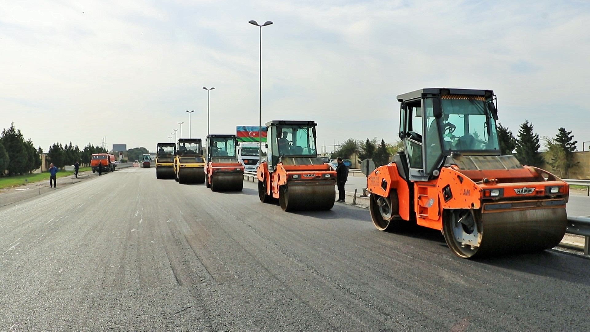 Bakı-Quba yolunun 16-30-cu km-lik hissəsində aparılan təmir işləri yekunlaşır (FOTO)