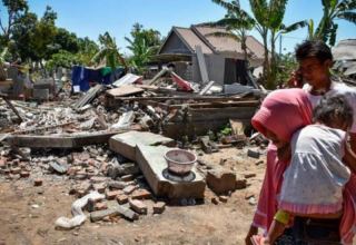 Три человека погибли при землетрясении на Бали