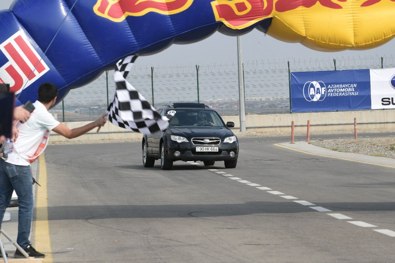 Azerbaijan Automobile Federation organizes 'Time Attack' race (PHOTO)
