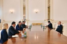Azerbaijani president receives EU Special Representative (PHOTO/VIDEO)