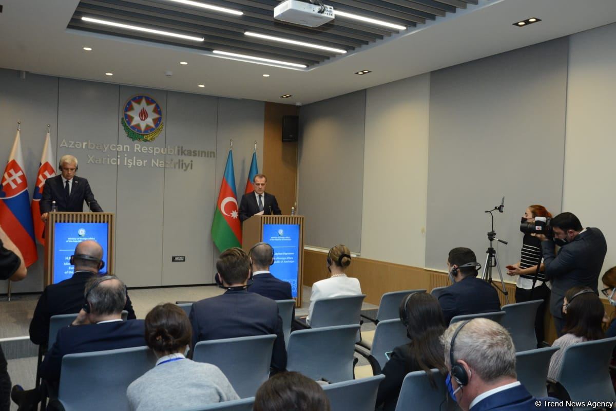 Joint press conference of Azerbaijani and Slovak FMs held in Baku (PHOTO/VIDEO)
