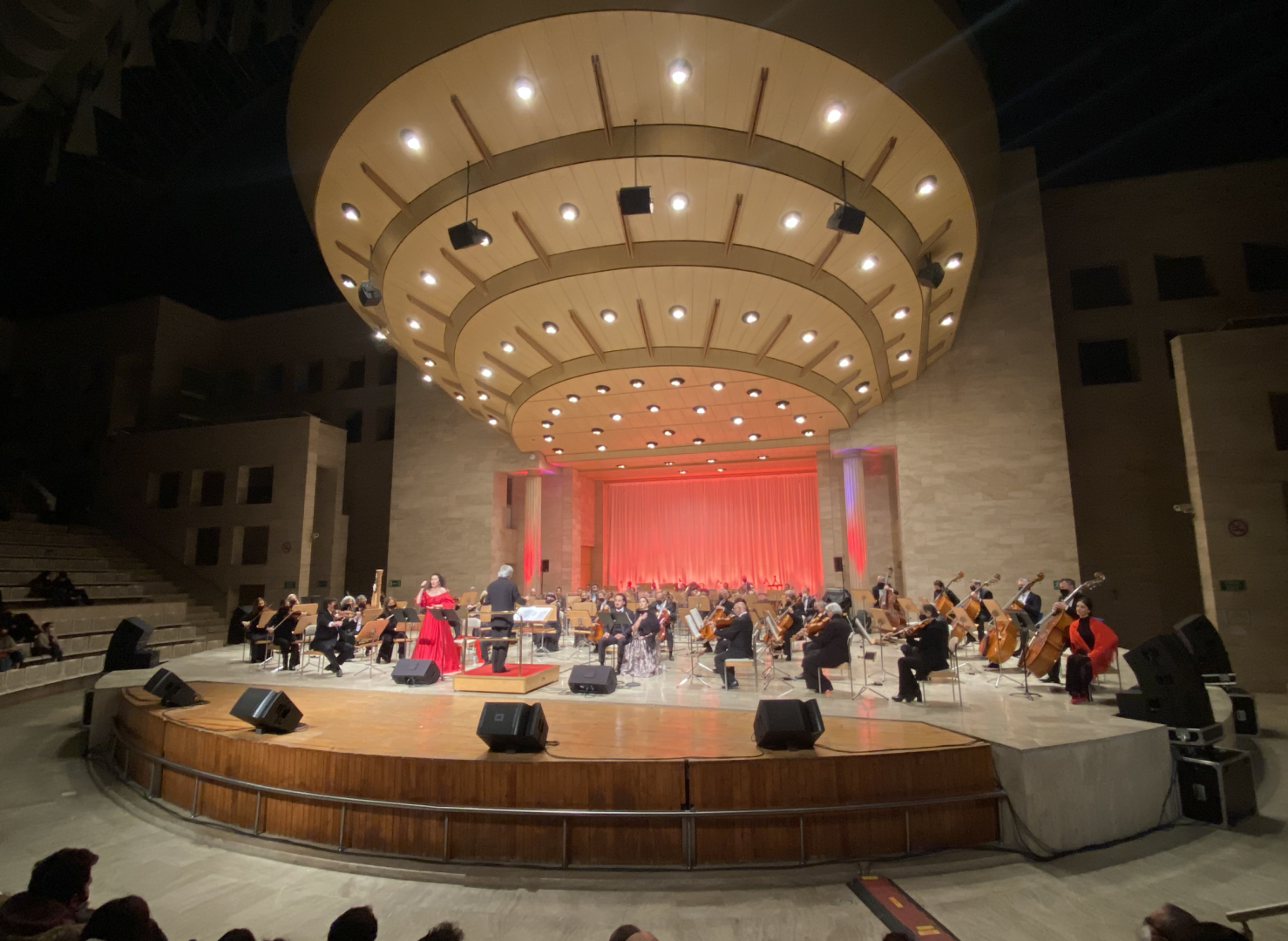 Грандиозный концерт артистов тюркского мира – известный оркестр выступил под управлением азербайджанского дирижера (ФОТО)