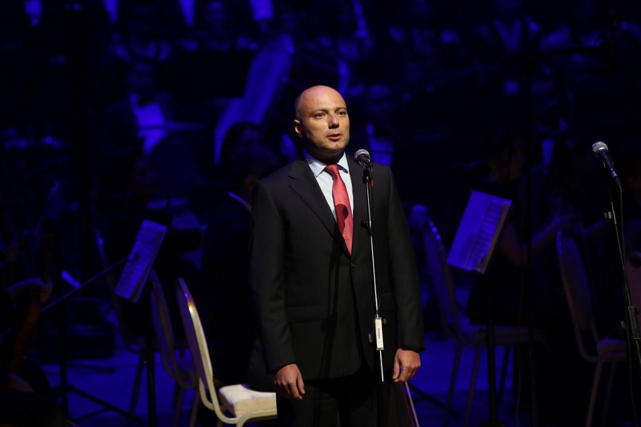 Грандиозная церемония закрытия II Азербайджанского международного фестиваля вокалистов (ФОТО/ВИДЕО)