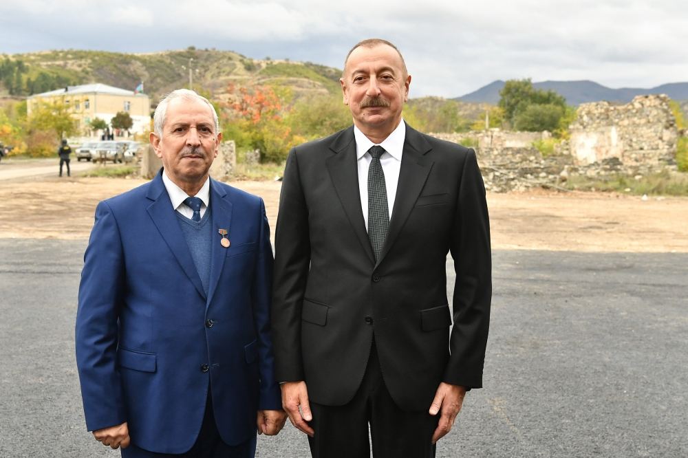 President Ilham Aliyev and First Lady Mehriban Aliyeva meet with members of Zangilan general public (PHOTO)