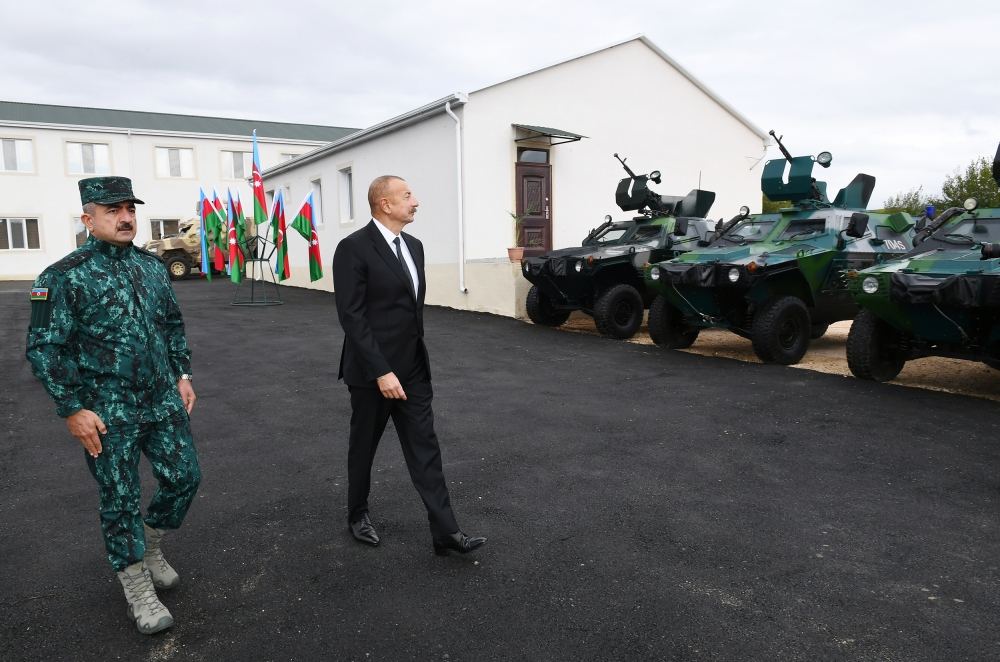 President Ilham Aliyev and First Lady Mehriban Aliyeva view conditions created at military unit complex in Zangilan district (PHOTO)