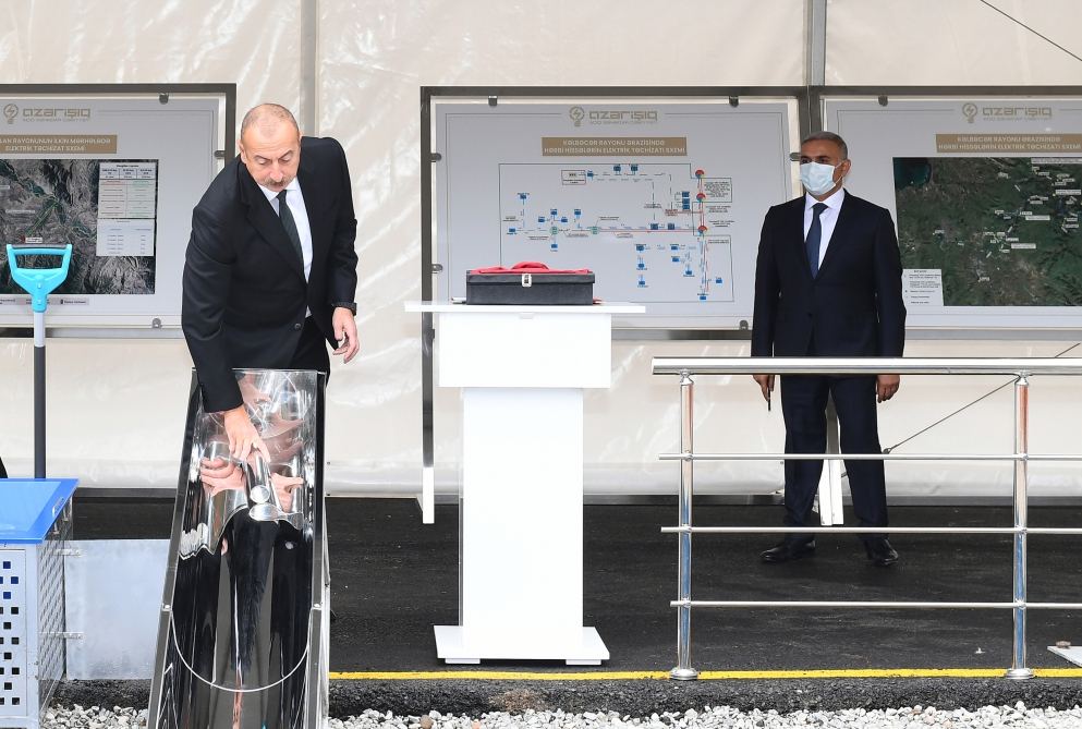 Президент Ильхам Алиев и Первая леди Мехрибан Алиева приняли участие в церемонии закладки фундамента цифровой подстанции в Зангилане (ФОТО/ВИДЕО)