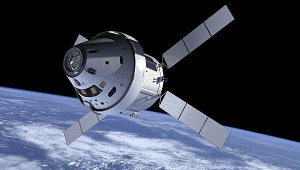 Корабль Orion совершил маневр по схождению с дальней орбиты вокруг Луны