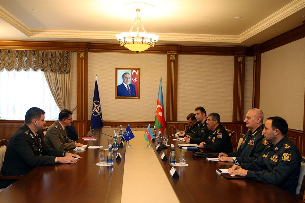 Zakir Həsənov NATO nümayəndəsi ilə görüşüb (FOTO)