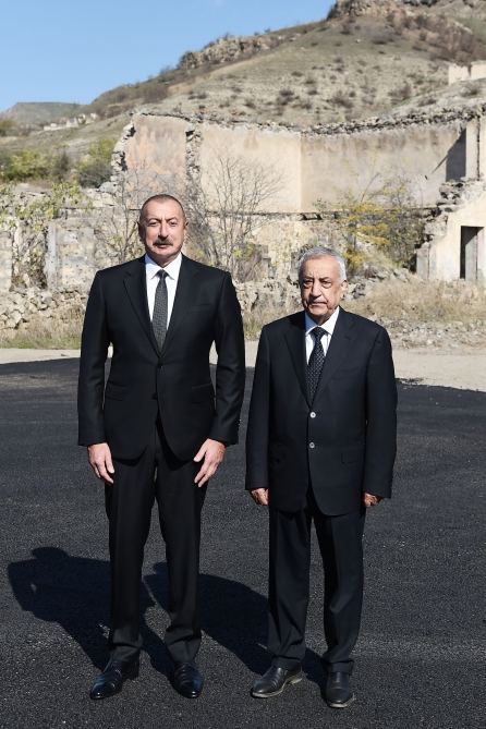 Президент Ильхам Алиев и Первая леди Мехрибан Алиева встретились с представителями общественности Губадлинского района (ФОТО/ВИДЕО)