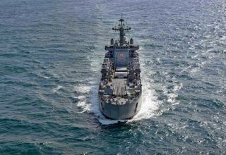 Байден заявил, что США продолжат отправку кораблей в Южно-Китайское море