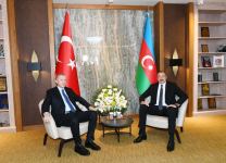 President Erdogan presents President Aliyev with 'Kharibulbul' image watch (PHOTO/VIDEO)