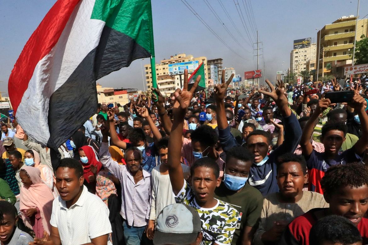 Seven killed, 140 hurt in protests against Sudan military coup