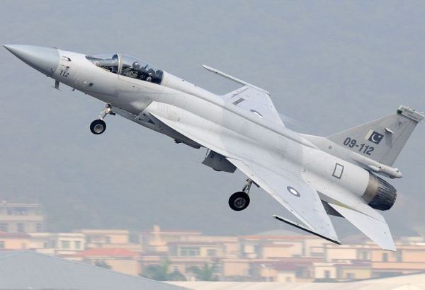 Azerbaijan interested in purchasing fighter jets from Pakistan