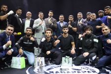 В Баку прошли битвы профессиональных боксеров  в черных папахах (ФОТО)