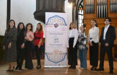Классическую музыку нельзя превращать в погоню за деньгами – советы всемирно известных вокалистов юным азербайджанцам (ФОТО)