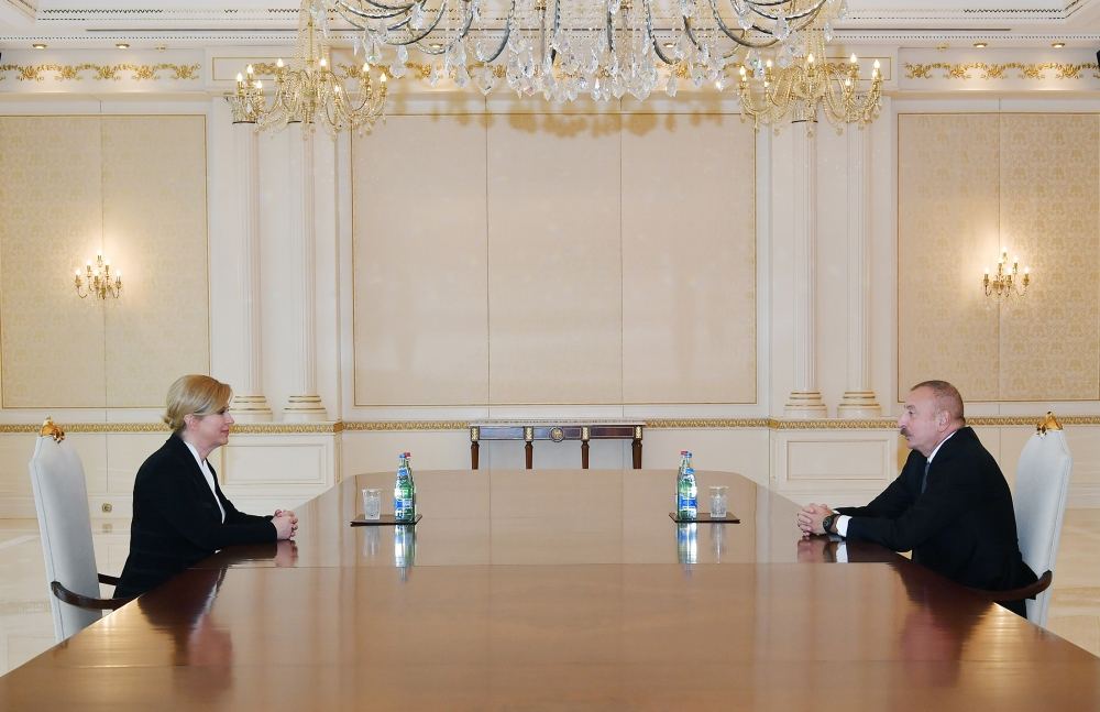 Президент Ильхам Алиев принял бывшего Президента Хорватии Колинду Грабар-Китарович (ВИДЕО)