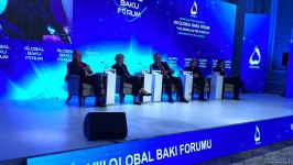 Qlobal Bakı Forumunda üçüncü panel müzakirələrinə başlanılıb (FOTO)