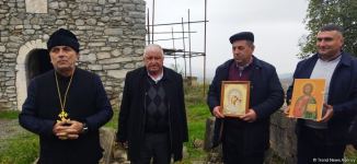 Представители Албано-удинской христианской религиозной общины посетили село Чинарлы Ходжавендского района (ФОТО)