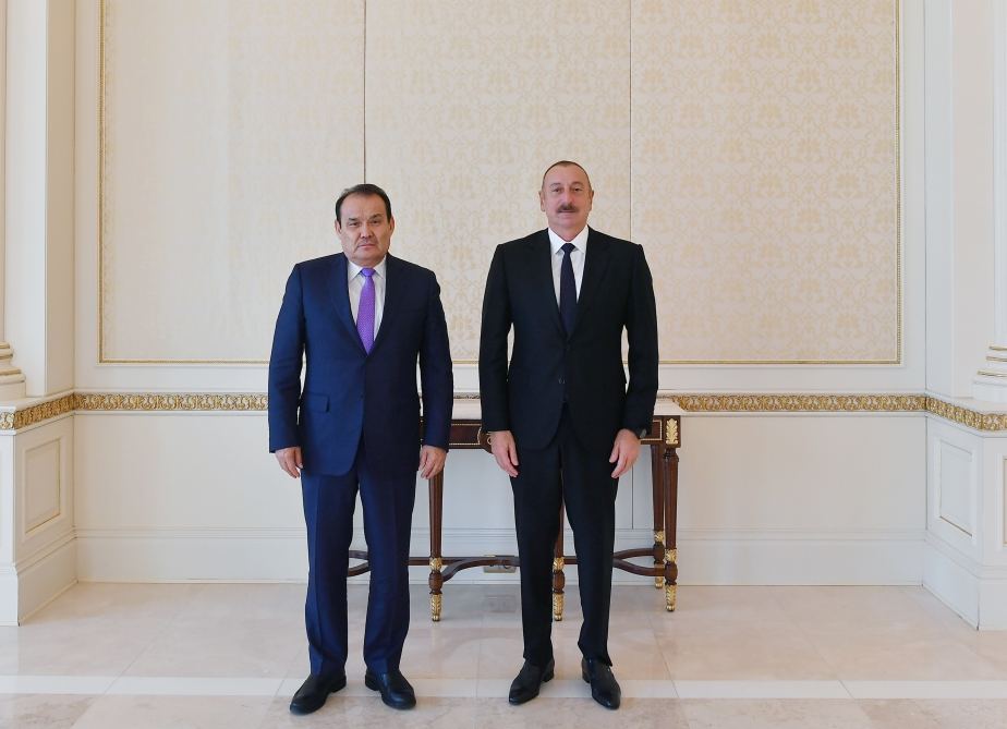 Президент Ильхам Алиев принял генсека Совета сотрудничества тюркоязычных государств (ФОТО/ВИДЕО)