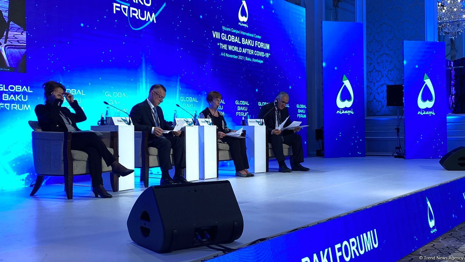 VIII Qlobal Bakı Forumu çərçivəsində növbəti panel müzakirələri keçirilib (FOTO)