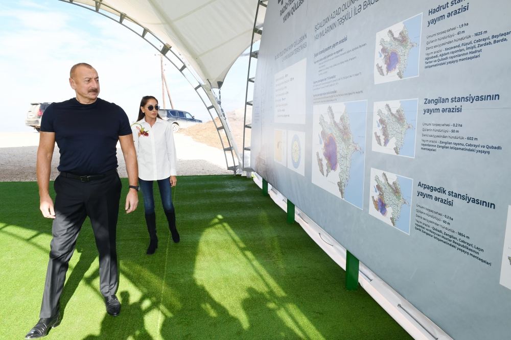 Президент Ильхам Алиев и Первая леди Мехрибан Алиева заложили фундамент Шушинской телерадиовещательной станции (ФОТО/ВИДЕО)