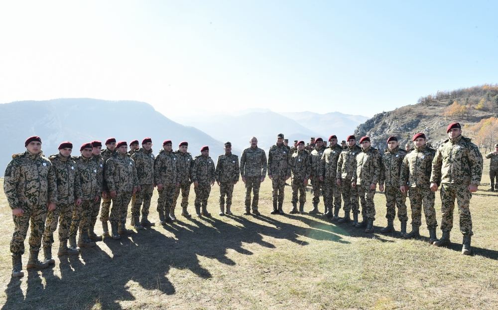 President, Commander-in-Chief of Armed Forces Ilham Aliyev makes speech in front of servicemen in Shusha (PHOTO/VIDEO)