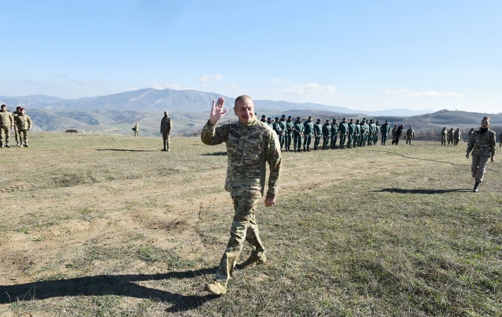 Президент Азербайджана, Верховный главнокомандующий Вооруженными силами Ильхам Алиев выступил перед военнослужащими в Шуше (ФОТО/ВИДЕО)