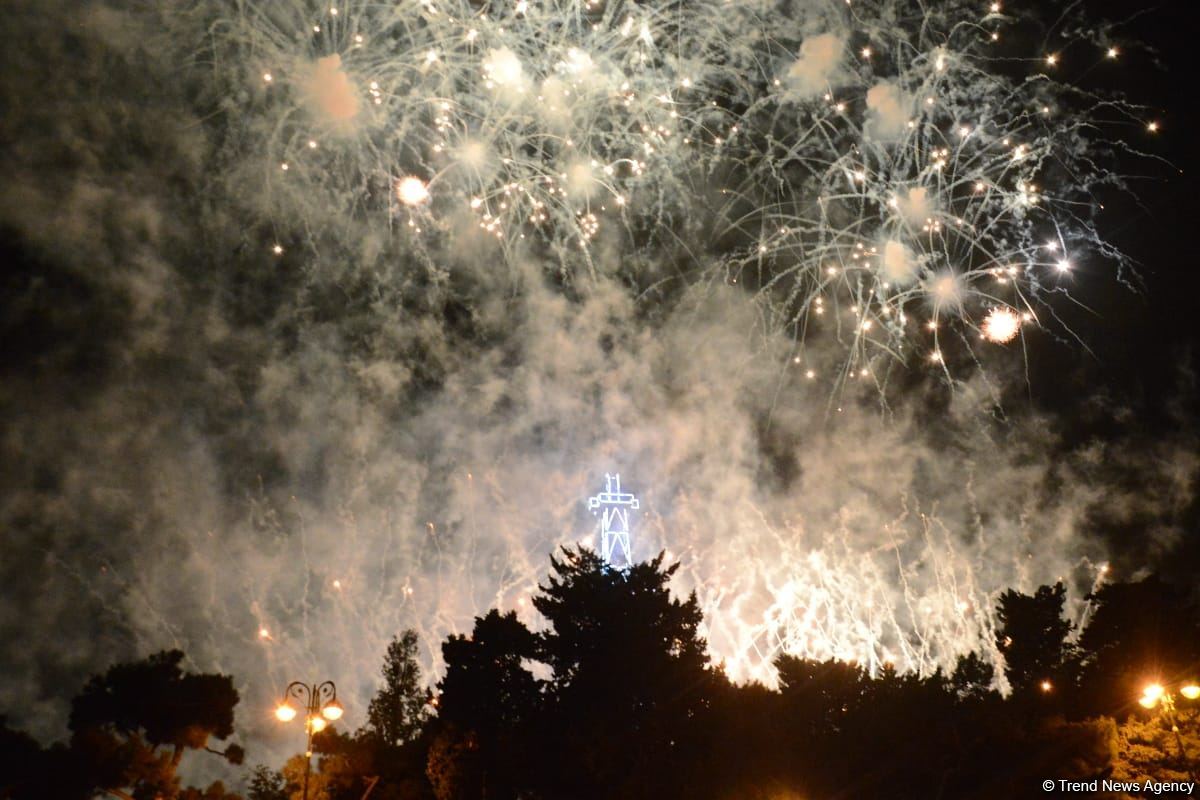 Musical firework dedicated to Victory Day takes place in Baku (PHOTO/VIDEO)