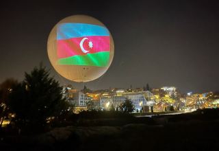 Tbilisidə üzərində Azərbaycan bayrağı təsvir olunmuş 600 ədəd şar havaya buraxılıb (FOTO)