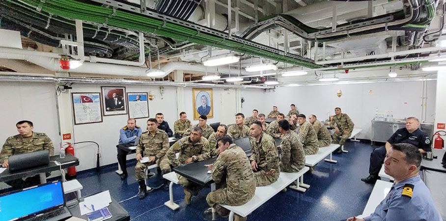 Азербайджанские военные моряки приняли участие в оценочных учениях НАТО (ФОТО)