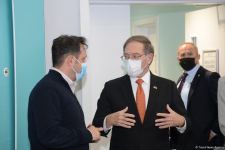 Посол США в Азербайджане посетил Национальную арену гимнастики в Баку (ФОТО)