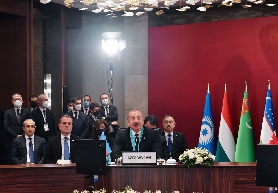 Президент Ильхам Алиев: Зангезурский коридор - это проект, который объединит и тюркский мир, и Европу, и наших соседей