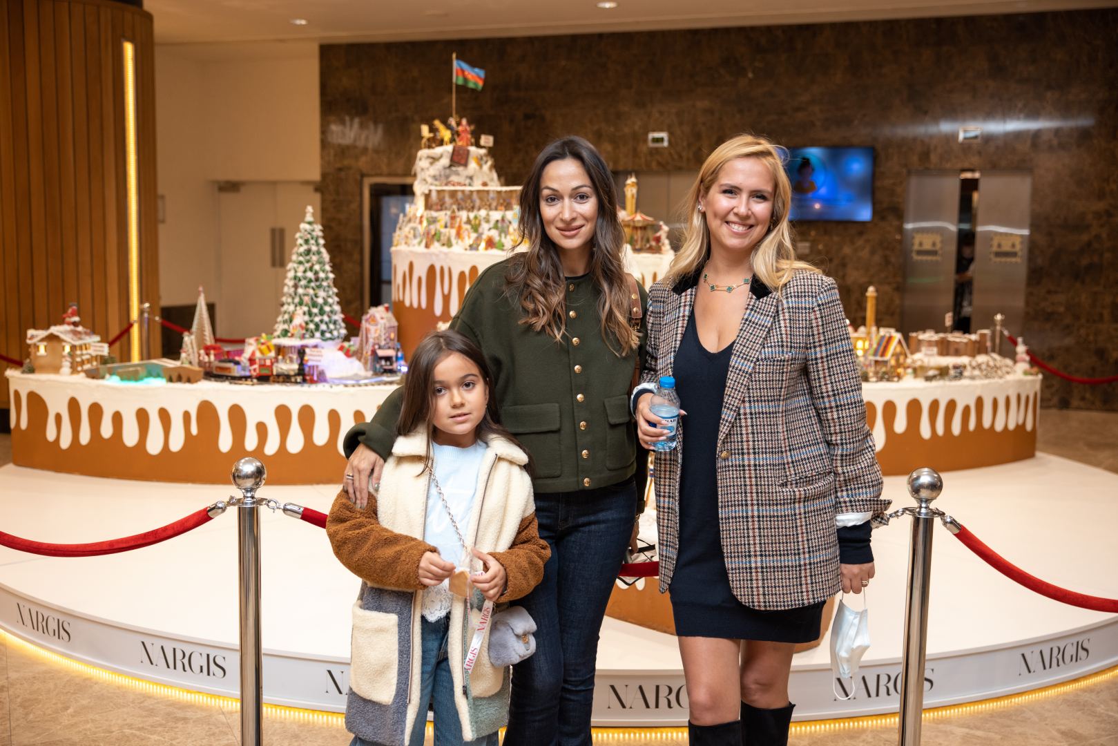 В Port Baku Mall представлена пряничная инсталляция Karabakh – Winter Wonderland в честь Победы Азербайджана (ВИДЕО, ФОТО)