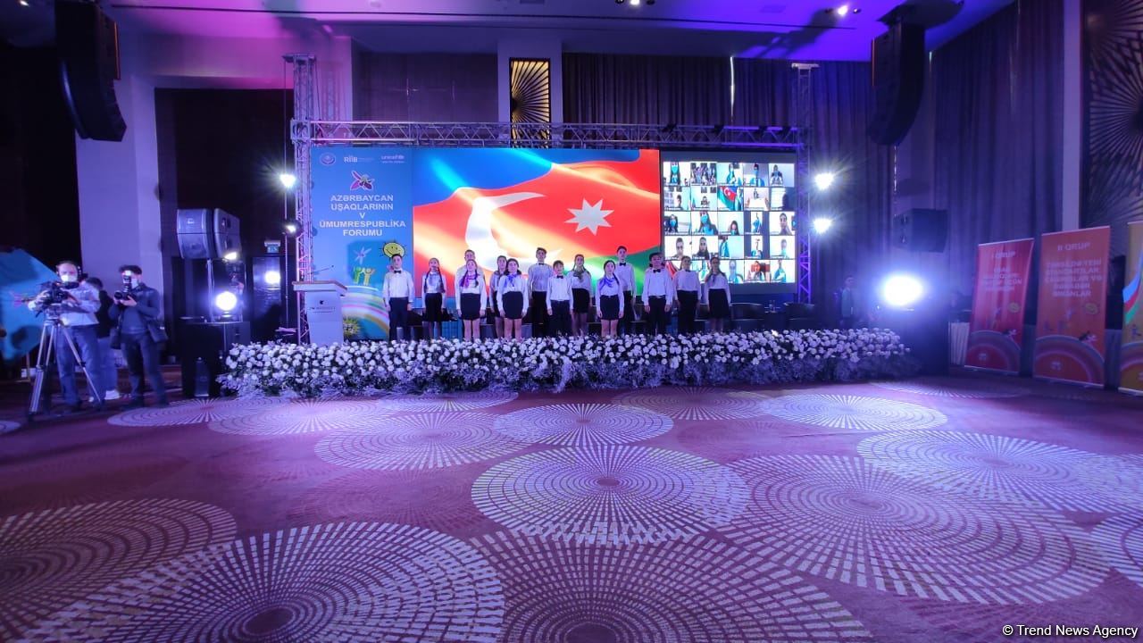 Azərbaycan Uşaqlarının V Ümumrespublika Forumu keçirilir (FOTO)