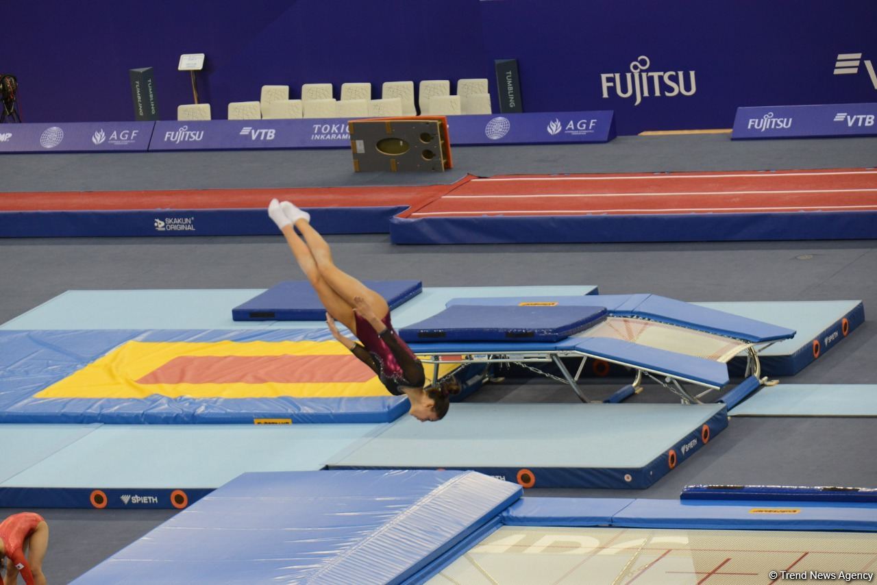 Batut Gimnastikası üzrə 28-ci Dünya Yaş Qrupları Yarışlarının birinci günündə final mərhələsi başlayıb (FOTO)