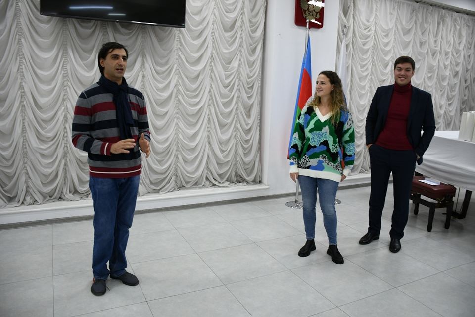 В Баку открылась фотовыставка и прошла церемония награждения конкурса "Золотая осень" (ФОТО)