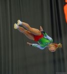 Отличная подготовка и сложные элементы - Лучшие моменты второго дня Всемирных соревнований среди возрастных групп по прыжкам на батуте и тамблингу в Баку (ФОТО)