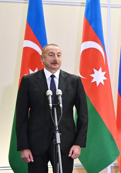 Russian President, Azerbaijani President and Armenian Prime Minister make press statements (PHOTO/VIDEO)