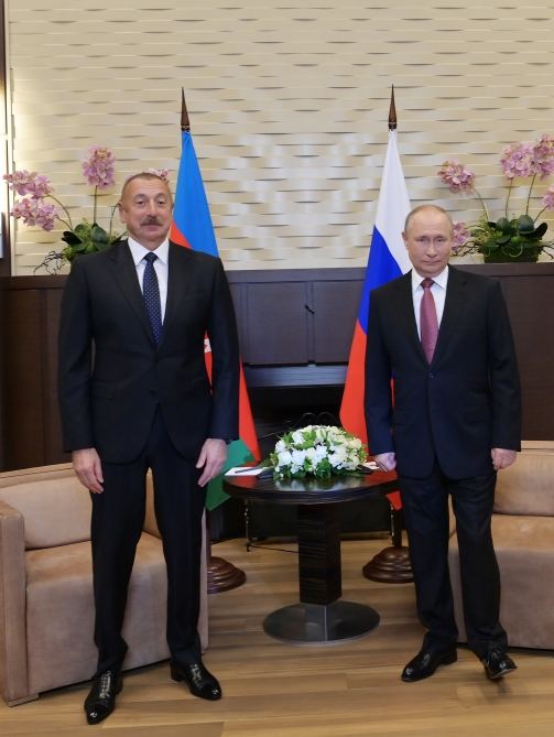 Bilateral meeting held between President Ilham Aliyev, President Vladimir Putin (PHOTO/VIDEO)