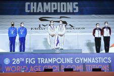 В Баку состоялась церемония награждения победителей третьего дня Всемирных соревнований среди возрастных групп по прыжкам на батуте и тамблингу (ФОТО) - Gallery Thumbnail