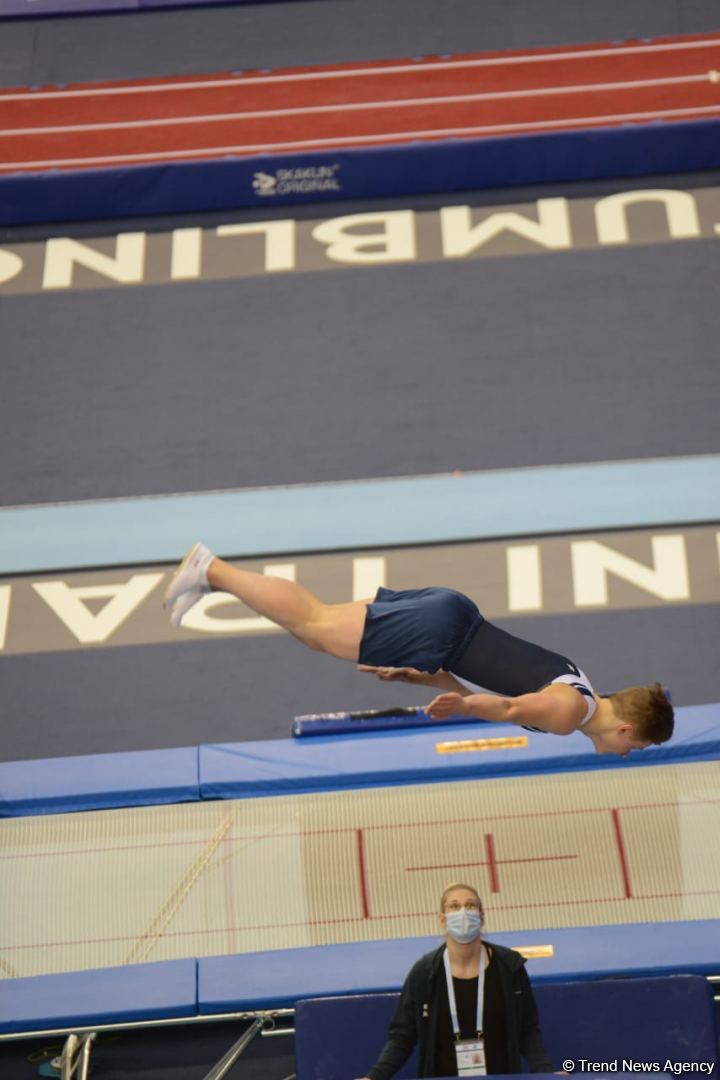 Bakıda Batut Gimnastikası üzrə 28-ci Dünya Yaş Qrupları Yarışlarının ikinci günü start götürüb (FOTO) - Gallery Image