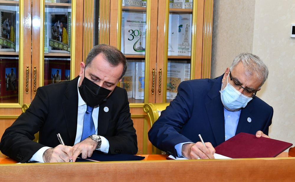 Азербайджан, Иран и Туркменистан подписали соглашение о своповых поставках газа (ФОТО)