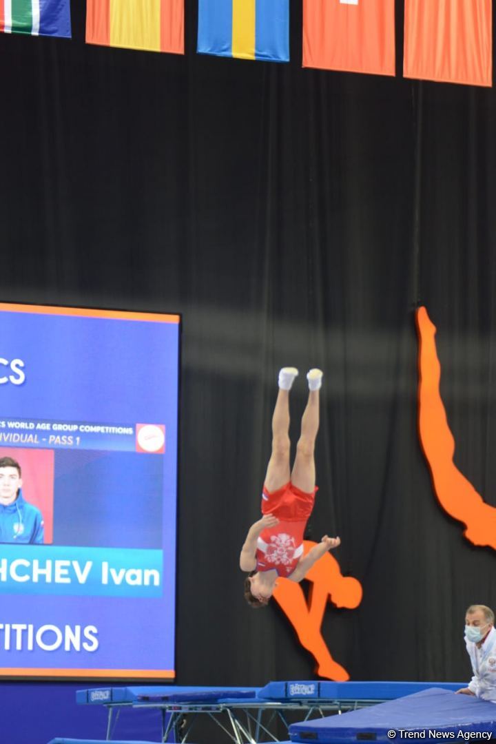 Bakıda batut gimnastikası və tamblinq üzrə Dünya Yaş Qrupu Yarışlarının final gününün ən yaxşı anları (FOTO)