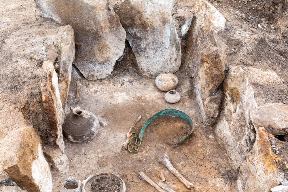 На территории Човдарского золотого рудника обнаружен новый археологический памятник (ФОТО) - Gallery Image