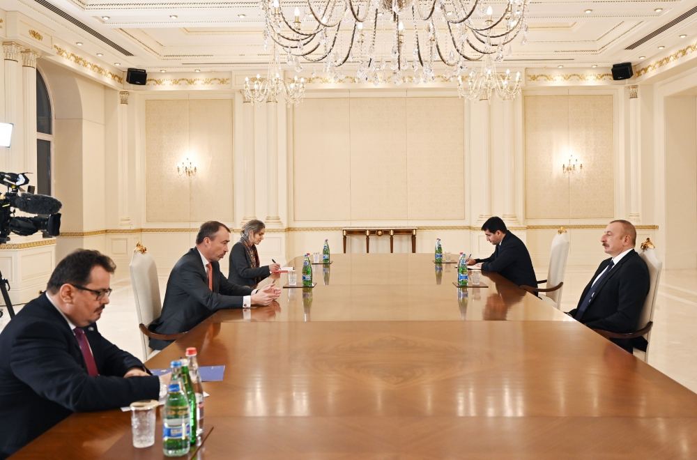 Президент Ильхам Алиев принял специального представителя Европейского Союза по Южному Кавказу (ФОТО/ВИДЕО) - Gallery Image
