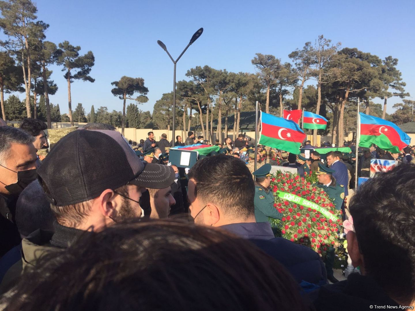 Burial ceremony of Azerbaijani helicopter crash victims held in second Alley of Martyrs (PHOTO/VIDEO) - Gallery Image