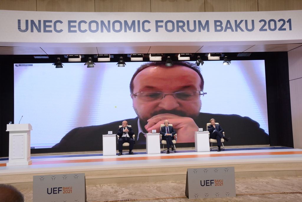 UNEC İqtisadi Forumun birinci günü uğurla başa çatıb (FOTO) - Gallery Image