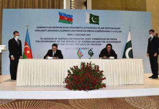 Azerbaijan, Pakistan sign protocol of seventh meeting of joint intergovernmental commission (PHOTO)