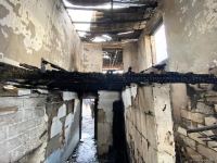 В пожаре в Агджебеди сгорели три члена одной семьи (ФОТО) - Gallery Thumbnail