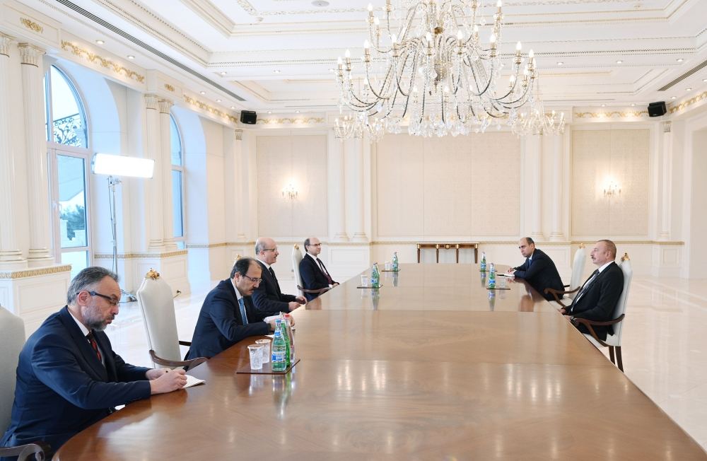 Президент Ильхам Алиев принял председателя Совета высшего образования Турции (ФОТО/ВИДЕО) - Gallery Image